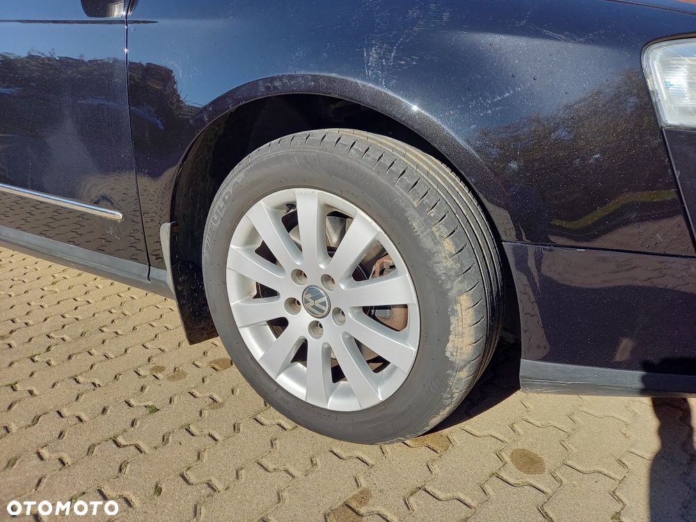 Volkswagen Passat 2.0 TDI DPF Comfortline - 14