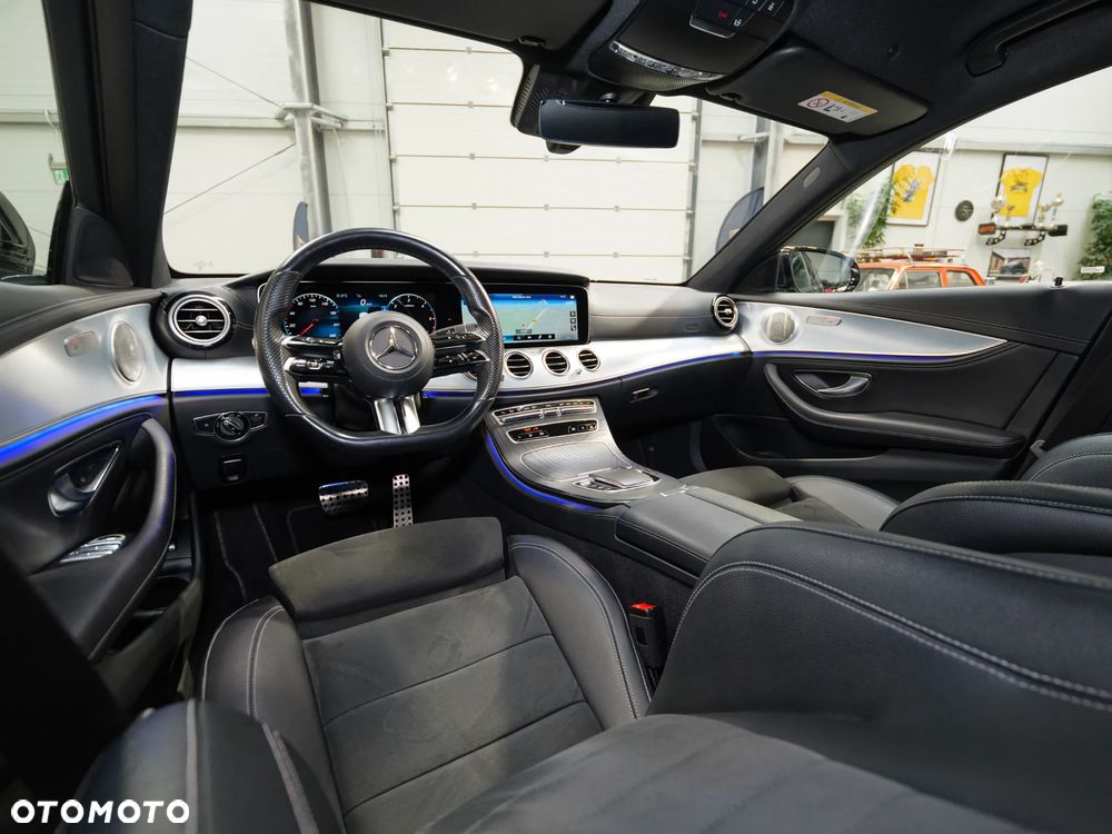 Mercedes-Benz Klasa E 220 d 4-Matic AMG - 15