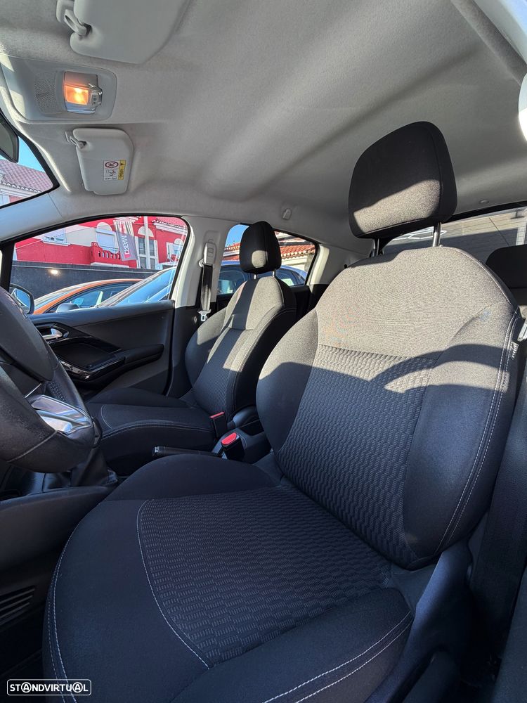Peugeot 208 82 PureTech Style - 7