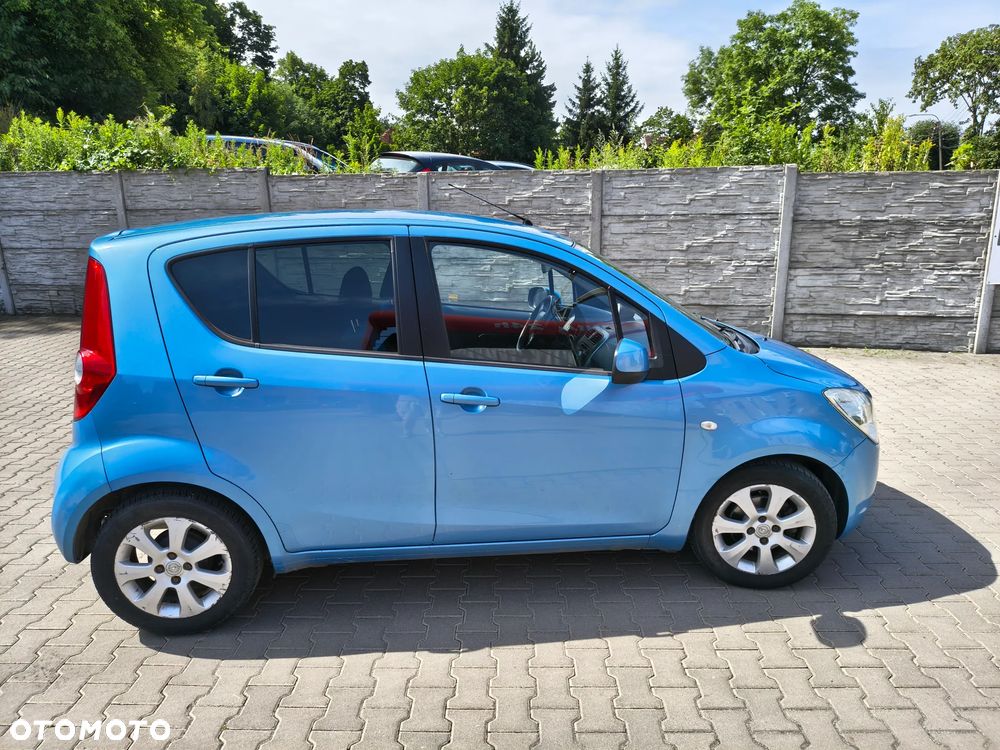 Opel Agila - 10
