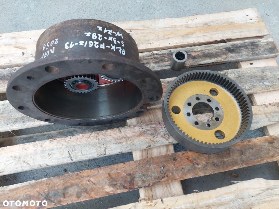 ZWOLNICA PIASTA SZTYWNA KOPARKA O&K MH4 MH 4 PLUS LEWA [W-71, S-3×29, P-13Z / 26F, SZ-10][NAP 2051] - 13