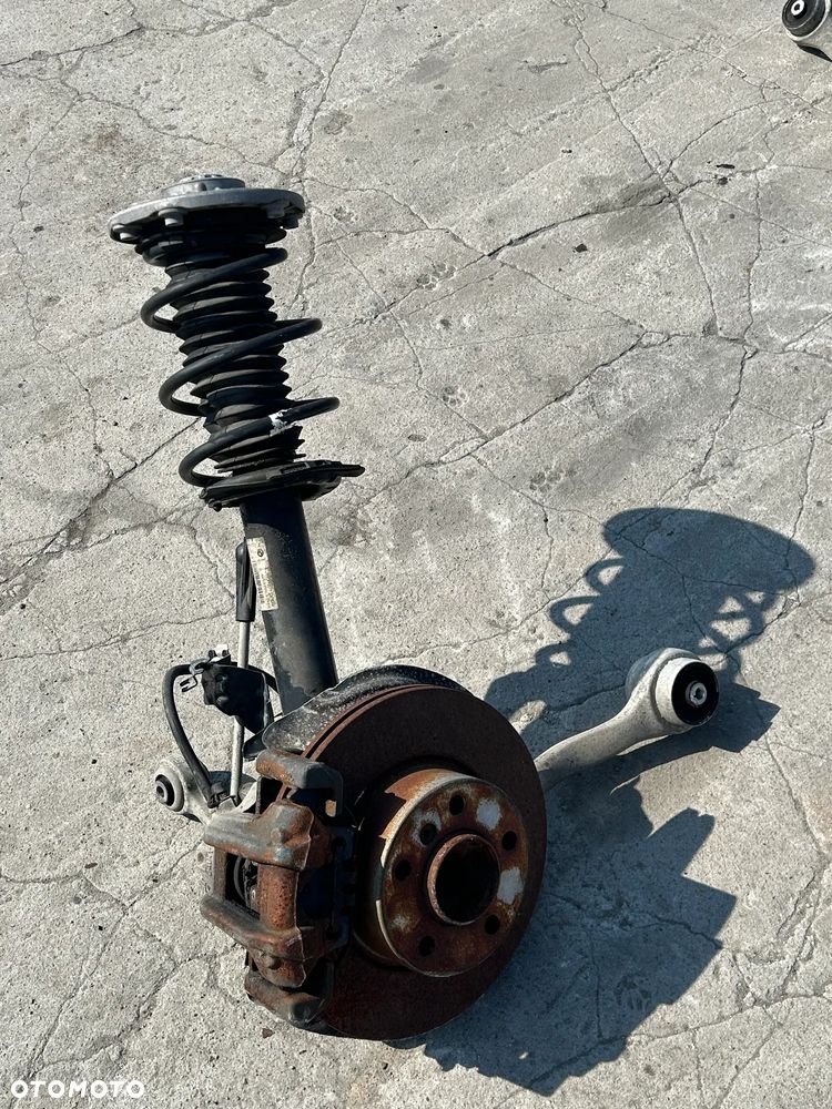 BMW F30 LIFT ZWROTNICA WAHACZE AMORTYZATOR PRAWY 6873797 - 1