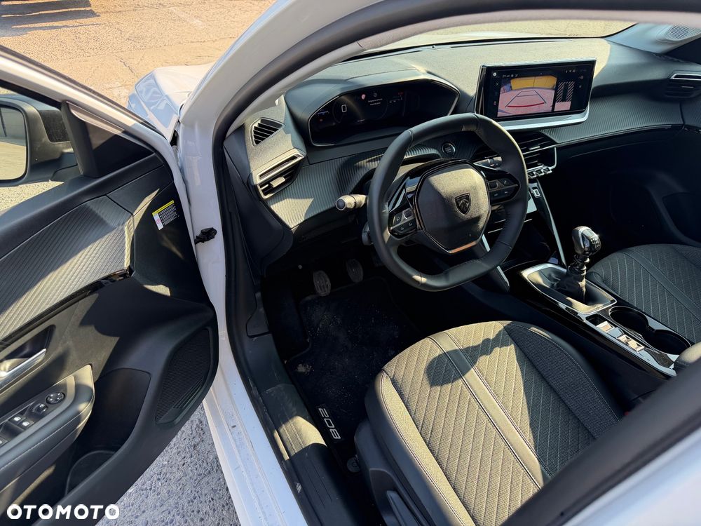 Peugeot 208 Benzin 100 Allure - 6
