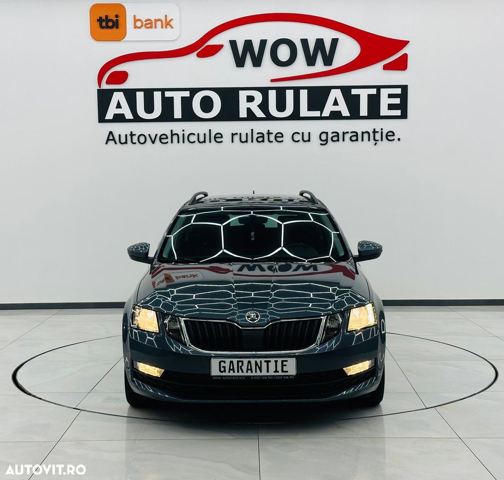 Skoda Octavia Combi 1.6 TDI DSG Premium Edition - 34