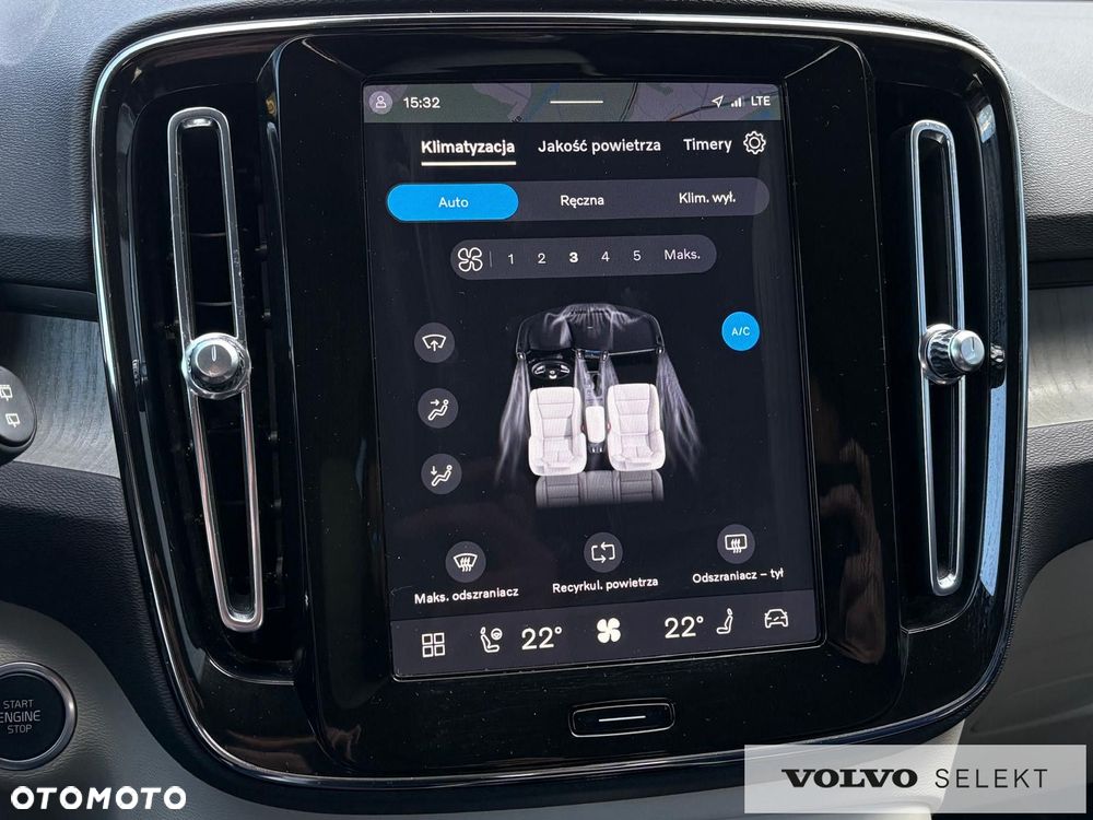 Volvo XC 40 - 24