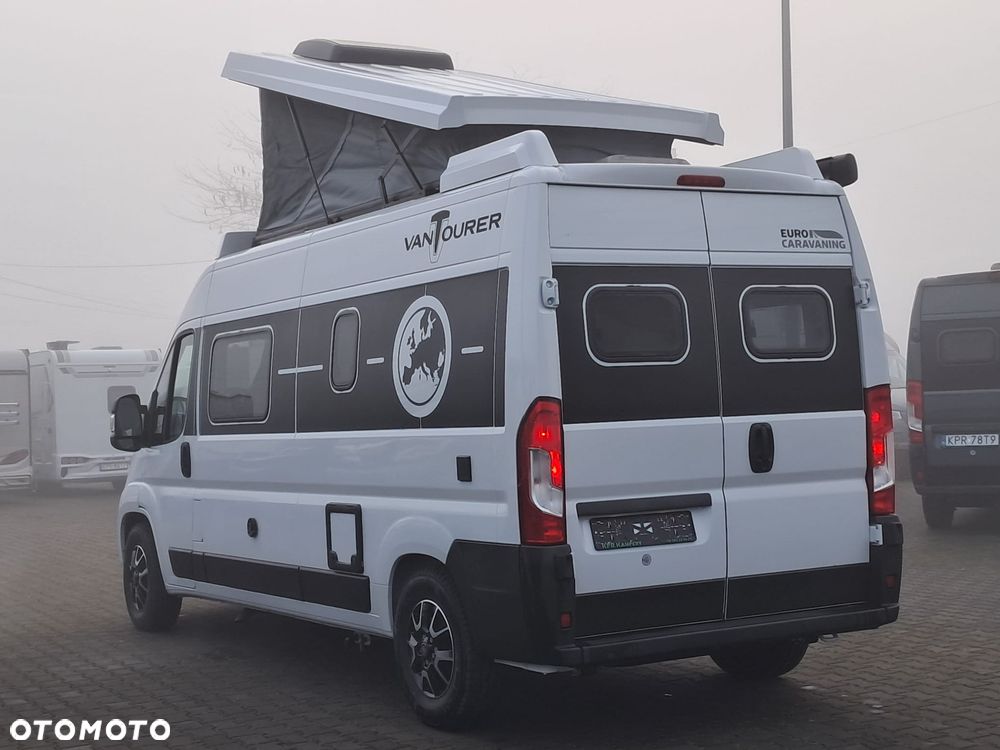 KNAUS VanTourer 600D Namiot 4 osobowy Doposażony Duża Łazienka FV23% - 15