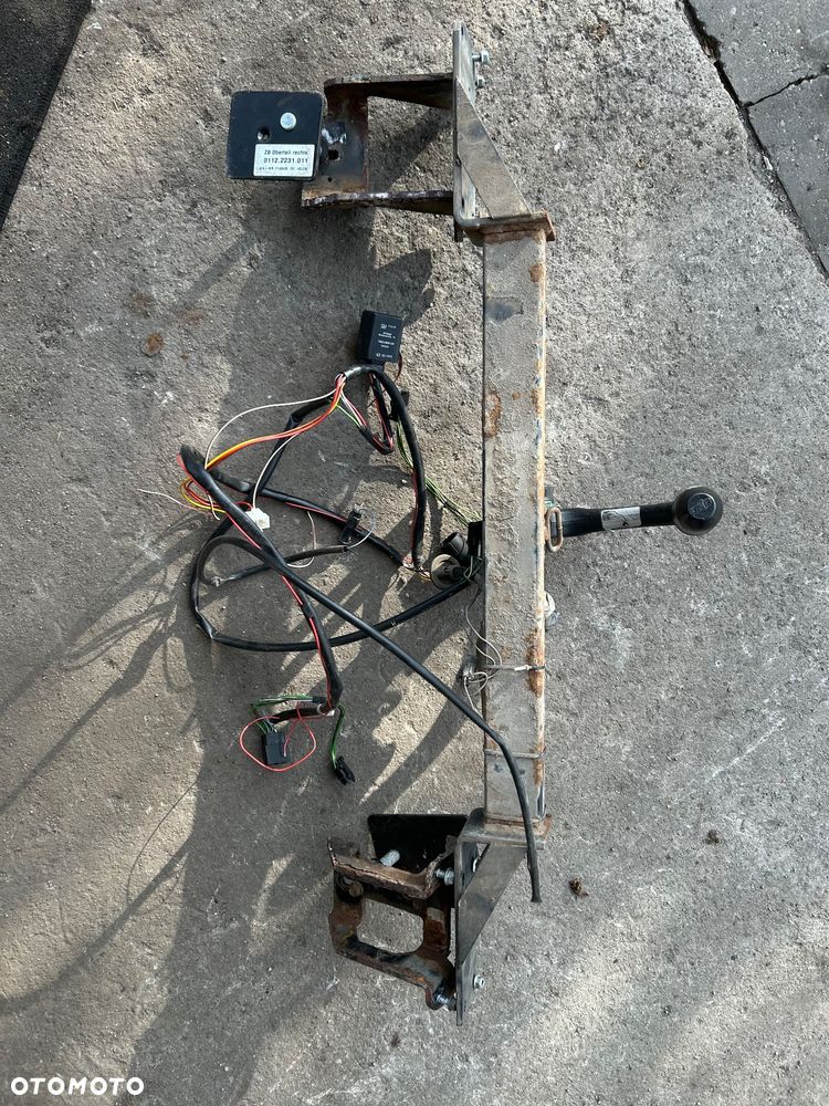 Hak komplet wypinany Oris Opel Meriva A z instalacją