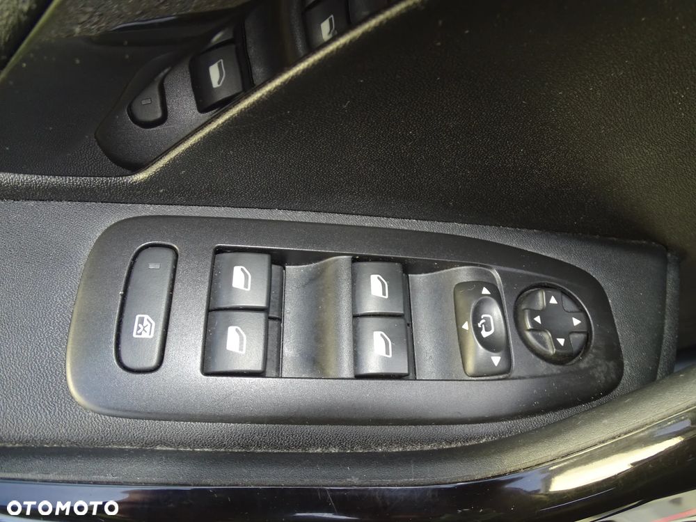 Peugeot 2008 PureTech 110 Stop&Start EAT6 GT-Line Edition - 23