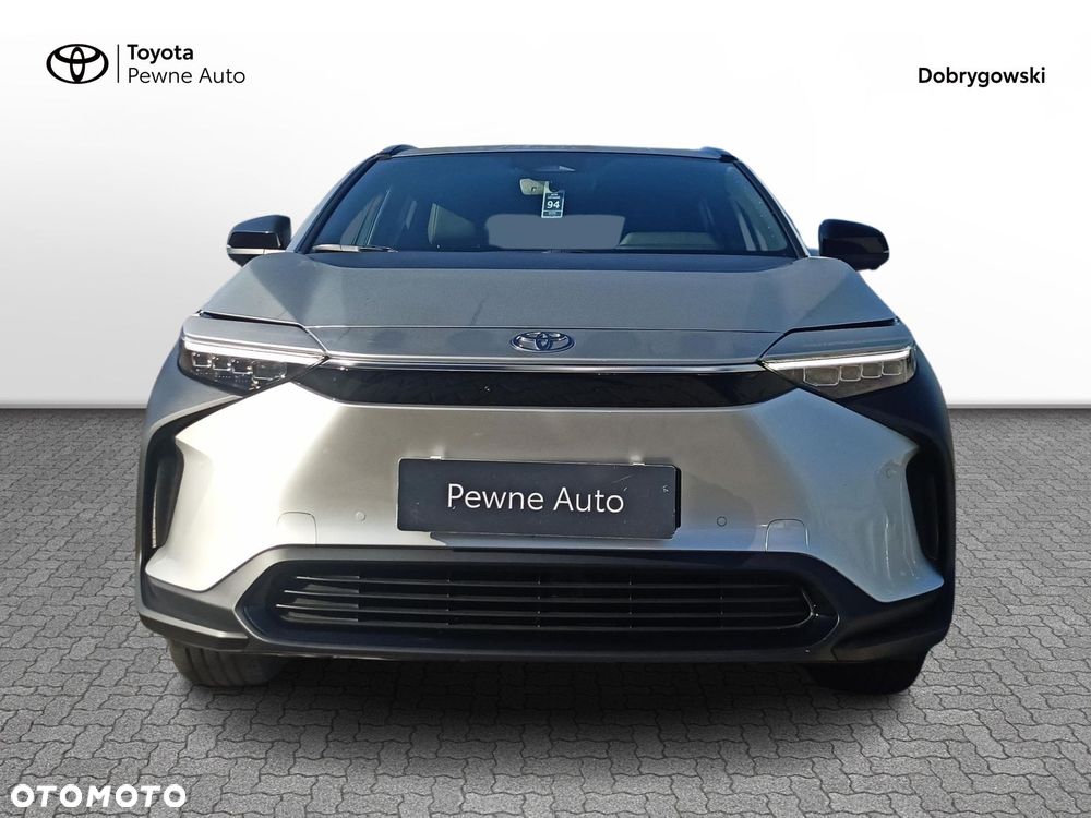 Toyota bZ4X - 8