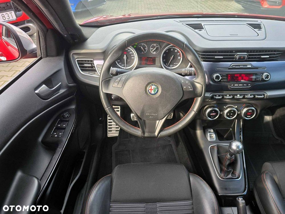 Alfa Romeo Giulietta - 24