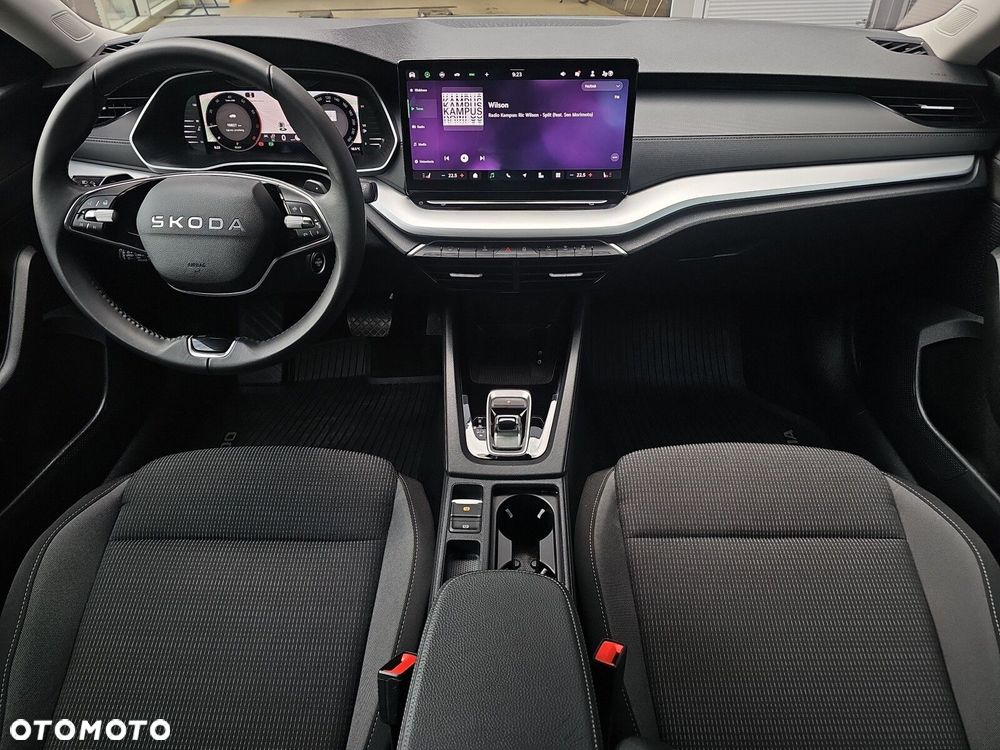 Skoda Octavia 1.5 TSI mHEV Selection DSG - 10