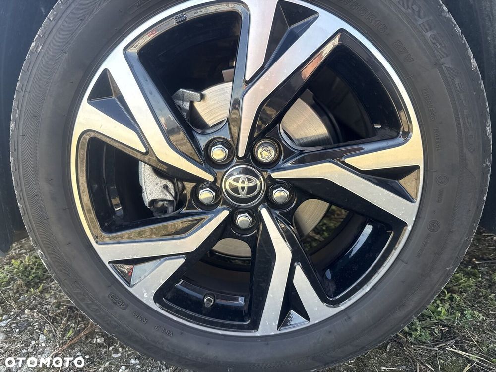 Toyota Yaris 1.5 Style - 19