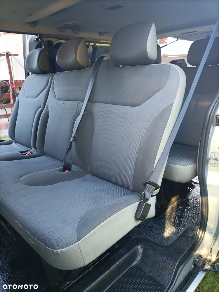 Opel Vivaro - 32