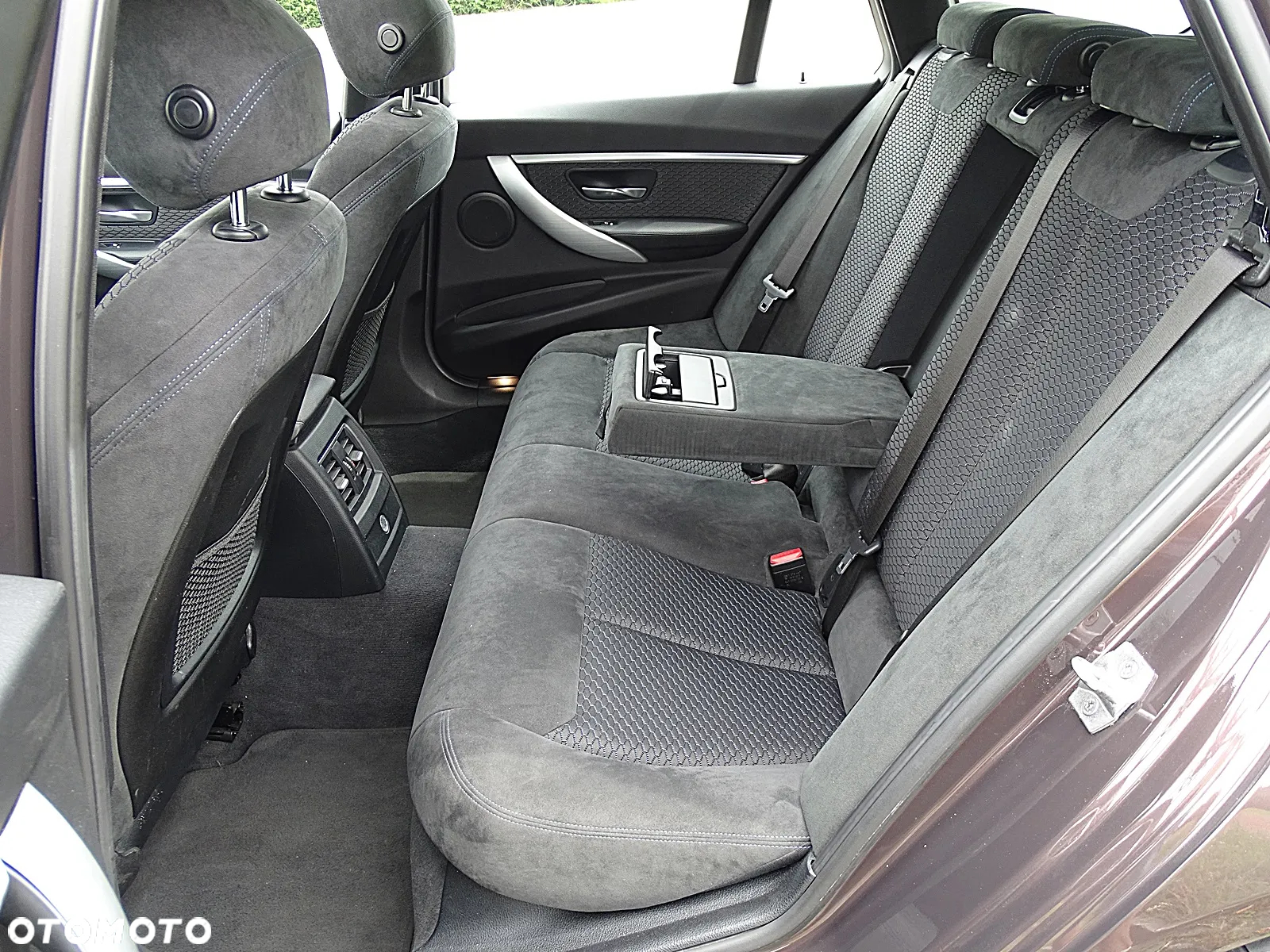 BMW Seria 3 320d xDrive M Sport - 6