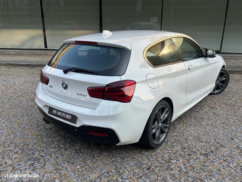 BMW 120 d xDrive Advantage — fotografia 6