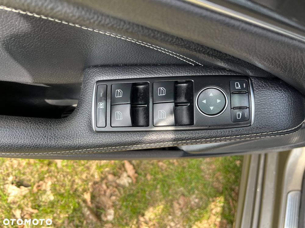 Mercedes-Benz Klasa A 200 (BlueEFFICIENCY) AMG Sport - 17