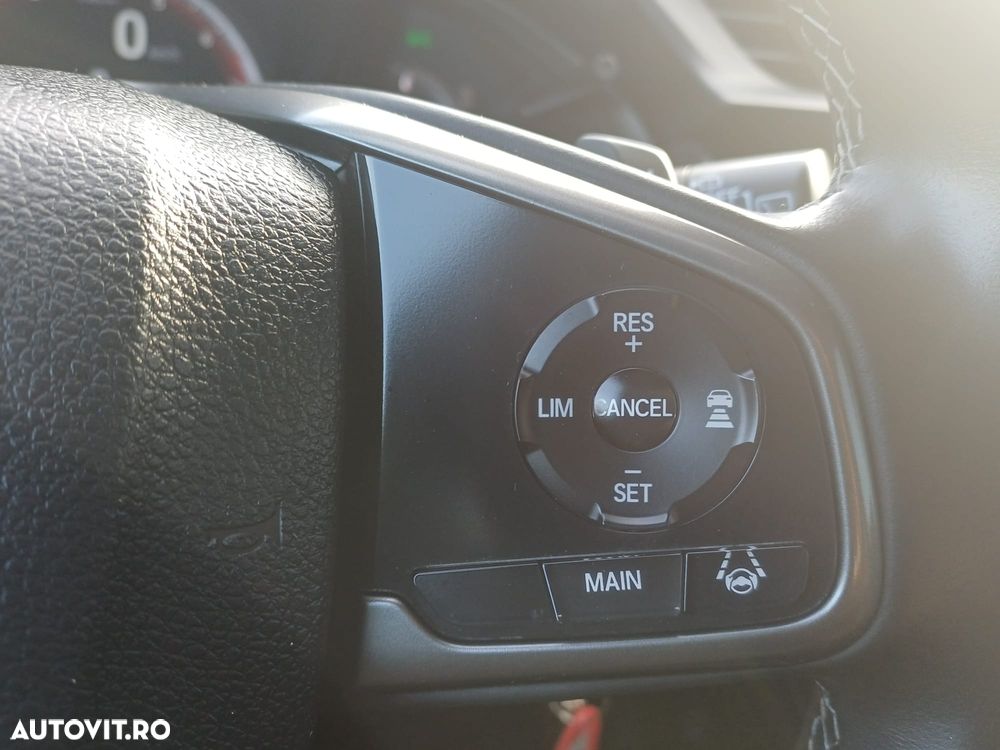 Honda Civic 1.5 VTEC Turbo CVT Sport - 14