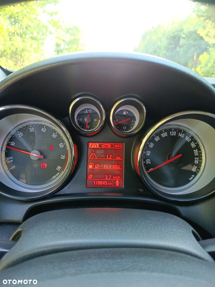 Opel Astra 1.4 T Sport - 18