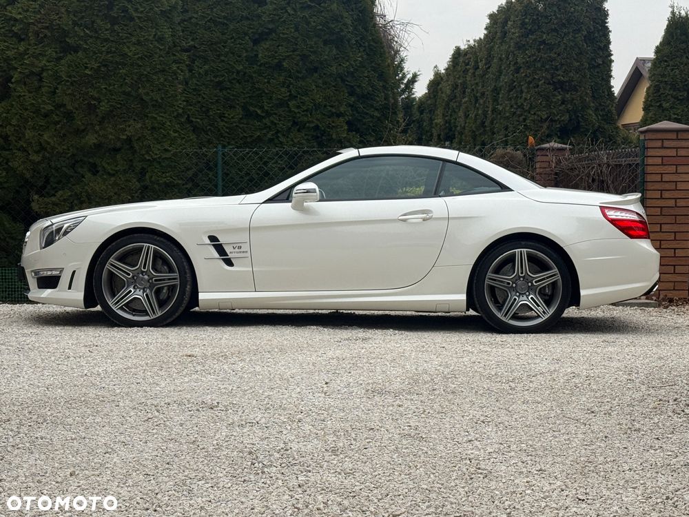 Mercedes-Benz SL 63 AMG - 8