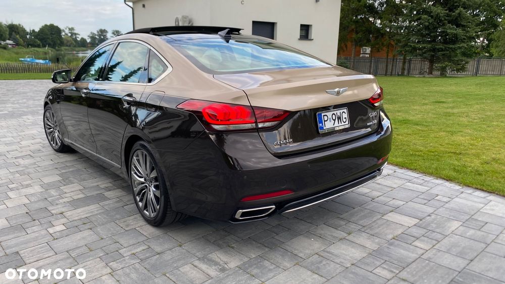 Hyundai Genesis - 15