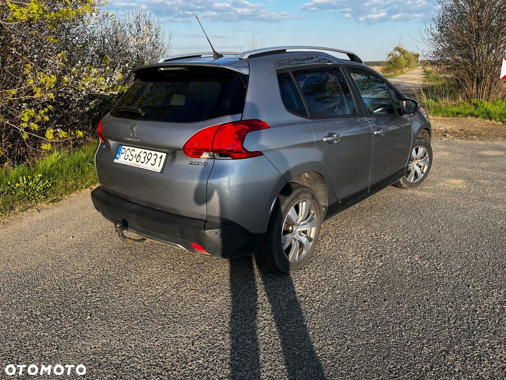 Peugeot 2008 1.6 BlueHDi Style - 6
