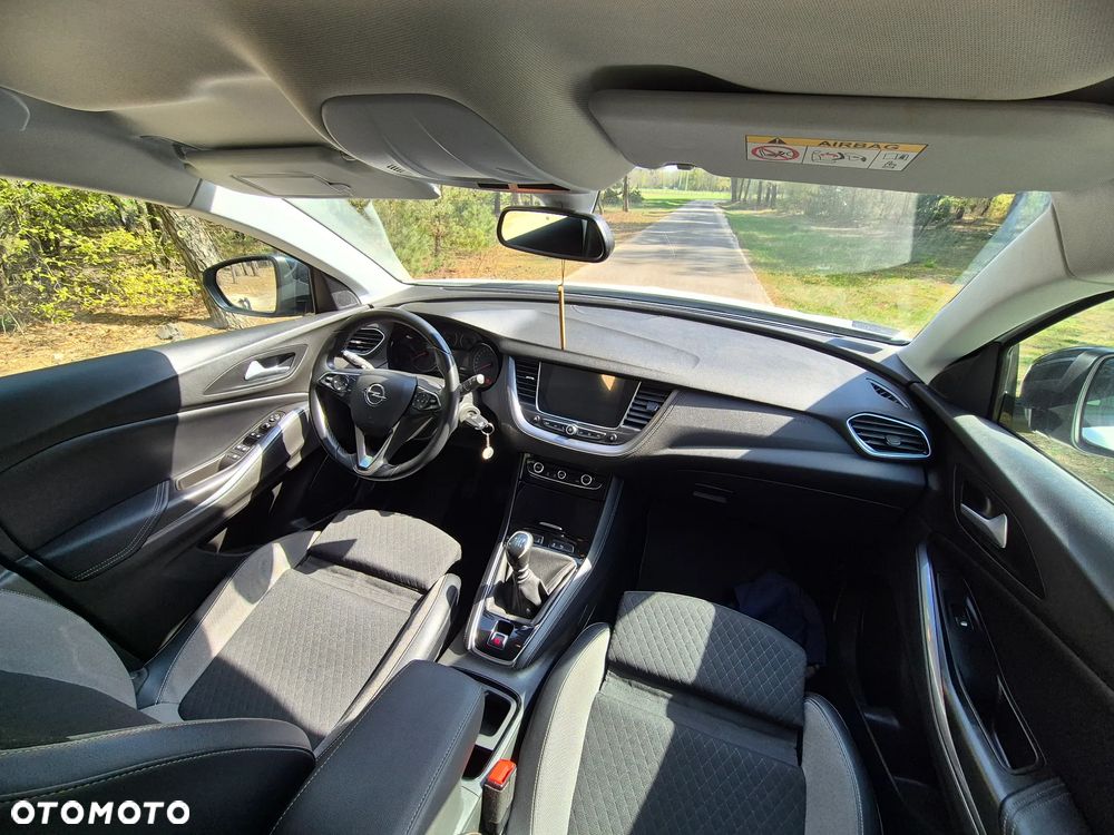 Opel Grandland X 1.5 CDTI Edition S&S - 10