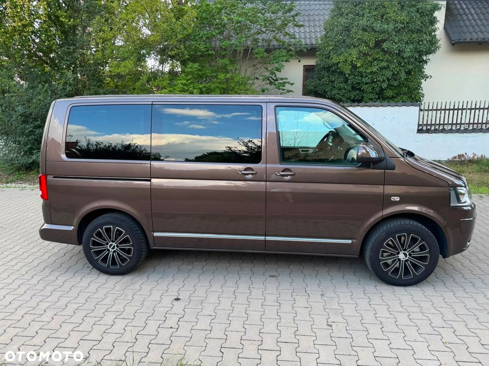 Volkswagen Multivan - 22