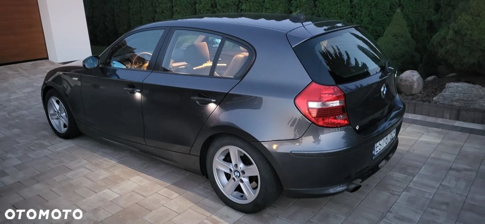 BMW Seria 1 118d DPF - 16