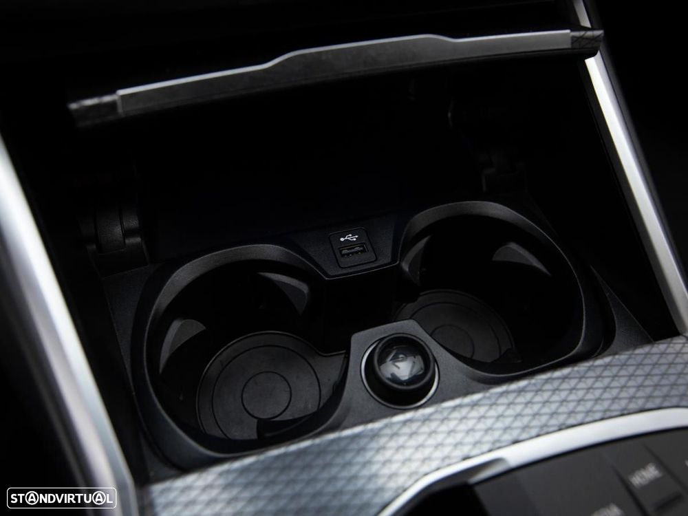 BMW 330 e Pack Desportivo M Auto - 20