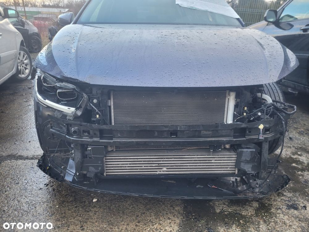 Volkswagen Polo - 8