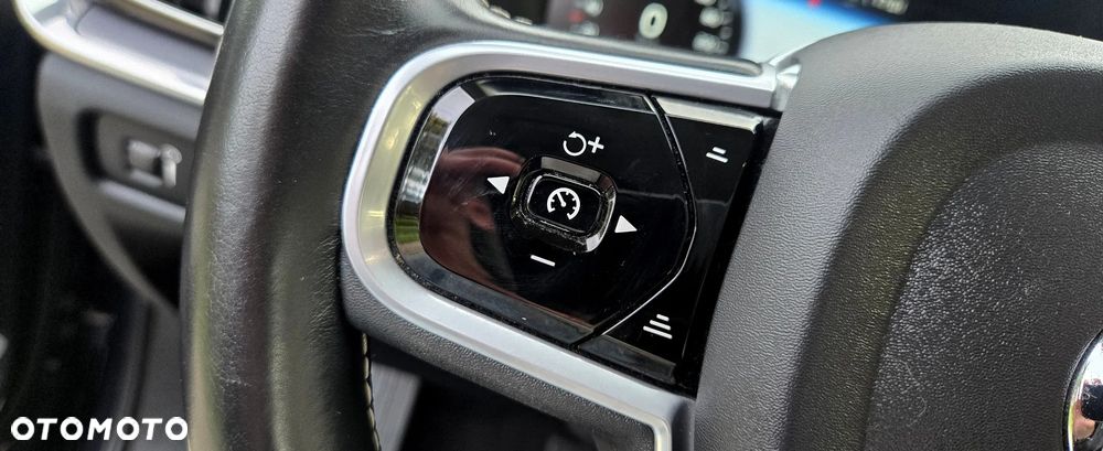 Volvo V60 D4 Geartronic Inscription - 24