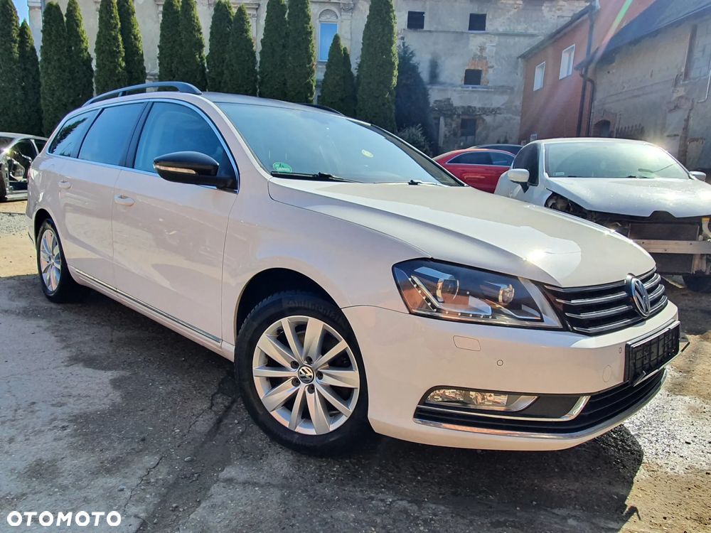 Volkswagen Passat 1.8 TSI DSG Comfortline - 2