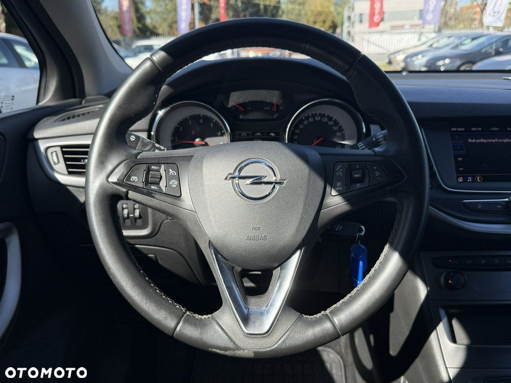 Opel Astra - 17