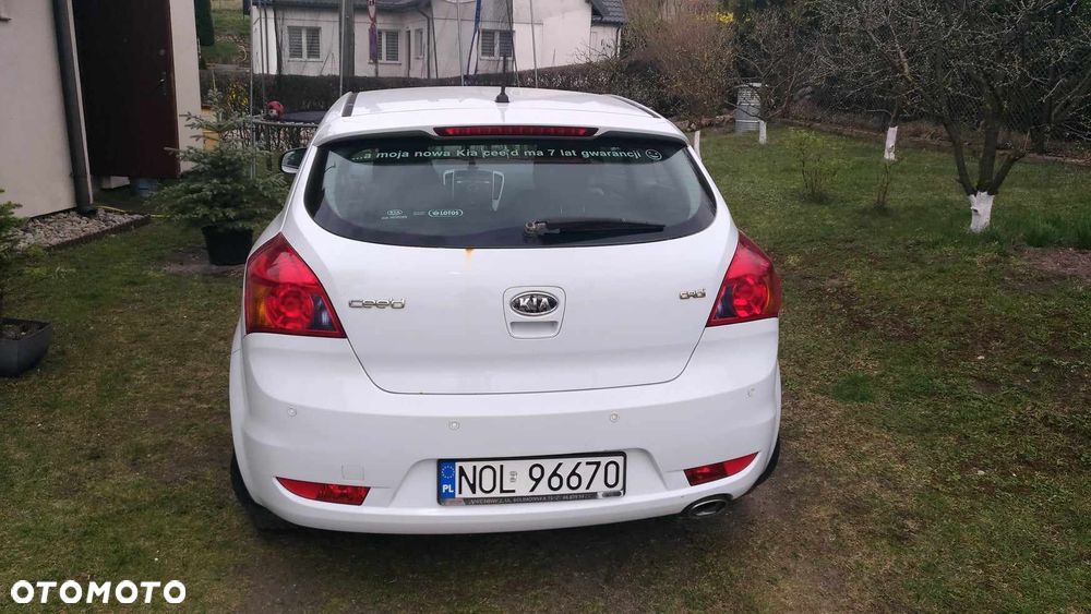Kia Ceed 1.6 Crdi Comfort + - 6