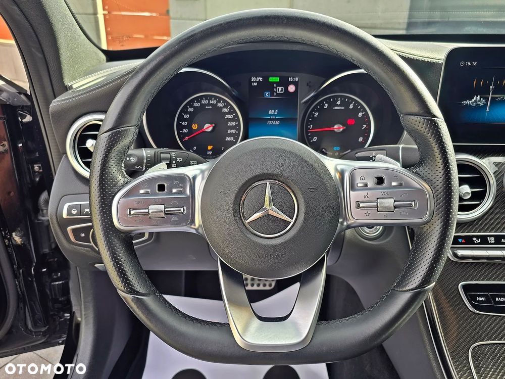 Mercedes-Benz Klasa C 300 4Matic 9G-TRONIC Night Edition - 21