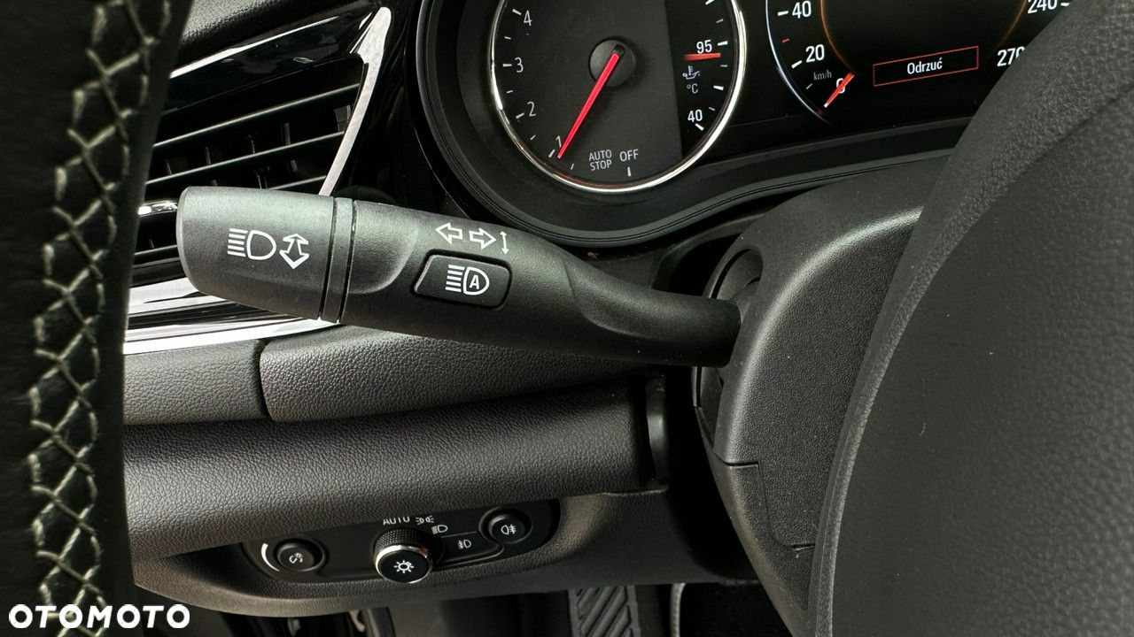 Opel Insignia - 34