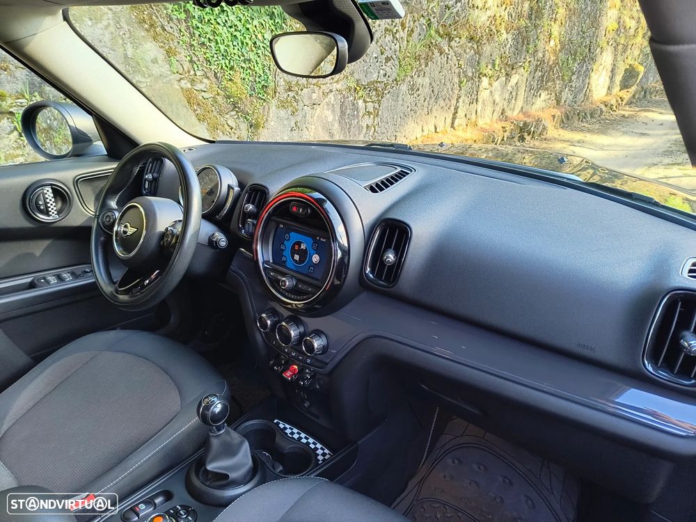 MINI Countryman One D - 8