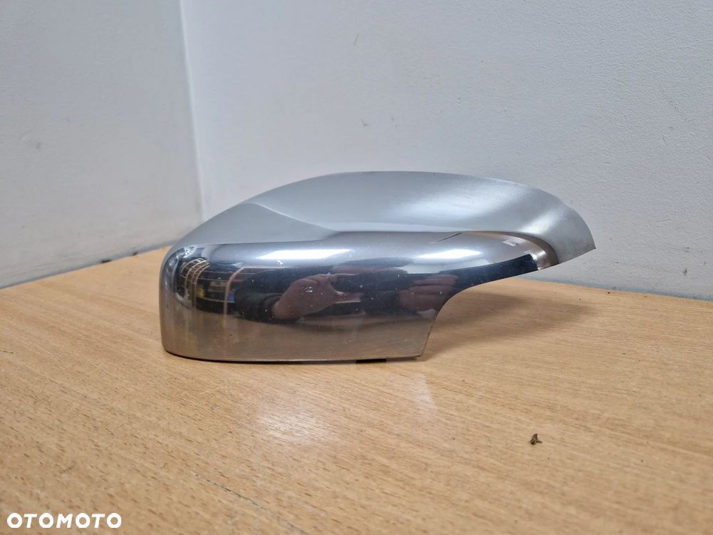 OBUDOWA LUSTERKA CHROM VOLVO S60I V70II LIFT - 2