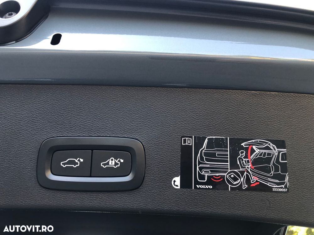 Volvo XC 40 - 18