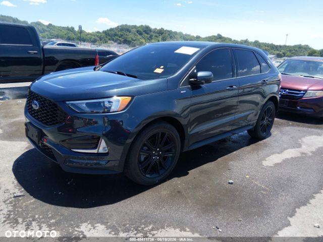 Ford Edge - 2