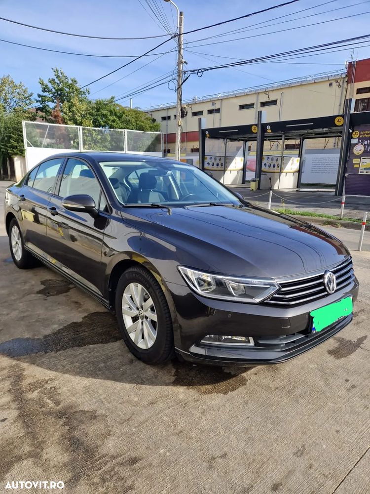 Volkswagen Passat 1.6 TDI Advance - 1