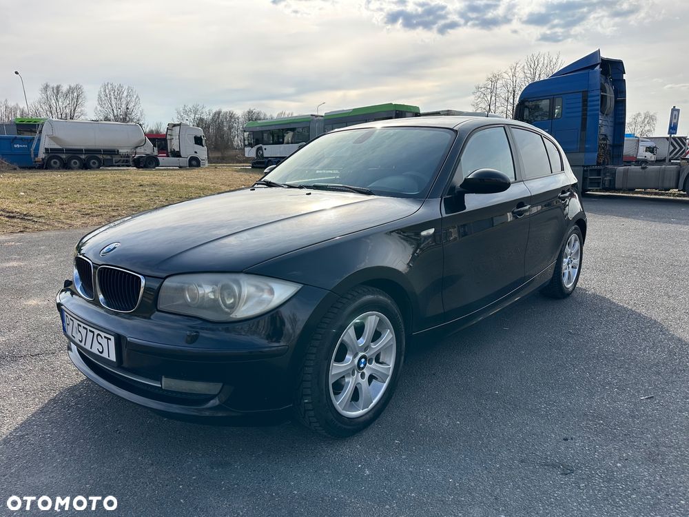 BMW Seria 1 120d DPF - 7