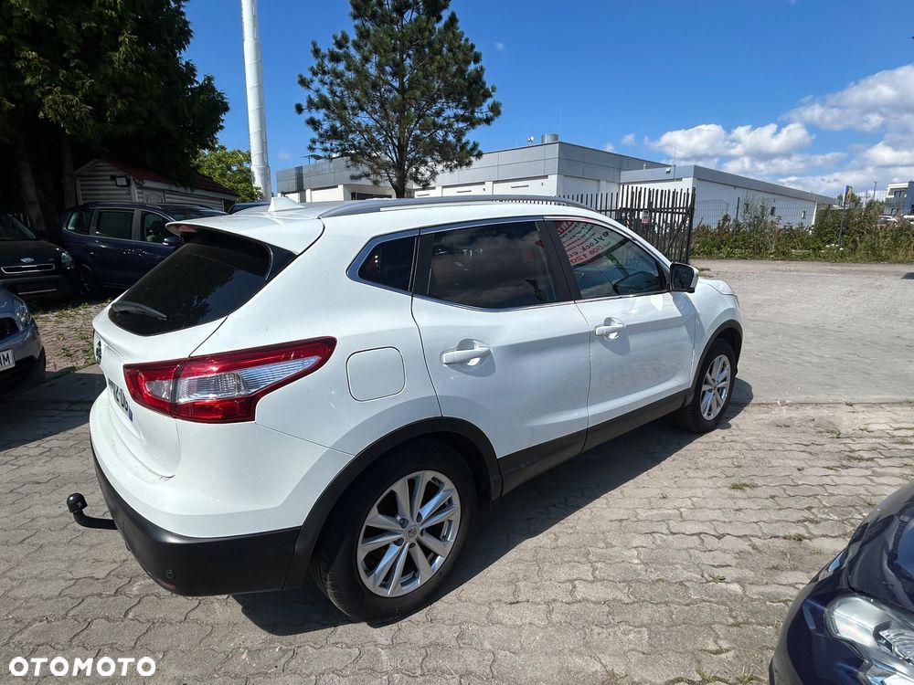 Nissan Qashqai 1.6 dCi Tekna S&S - 8