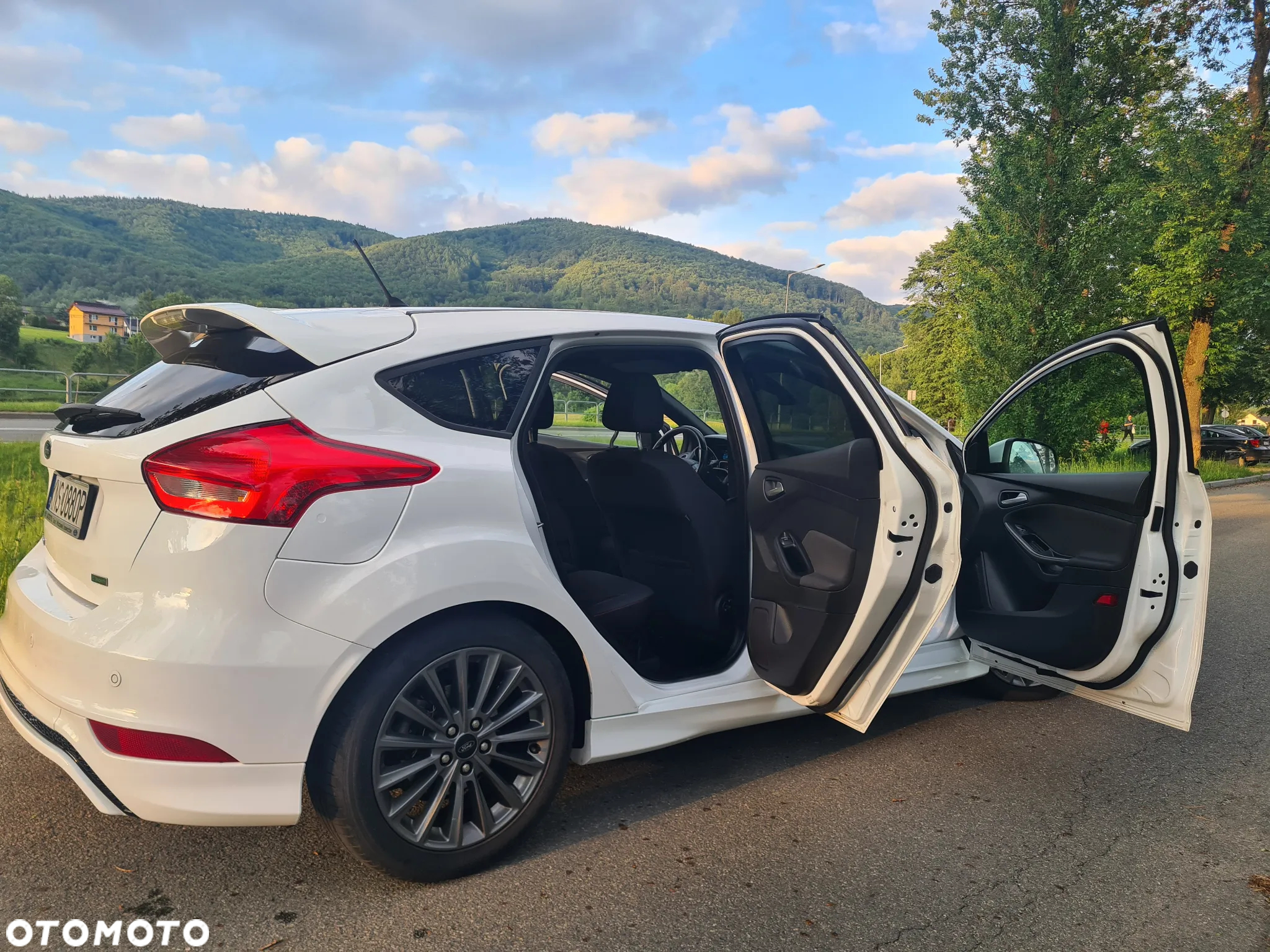Ford Focus 1.5 EcoBoost SYNC Edition ASS - 5