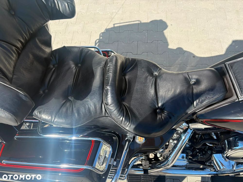 Harley-Davidson FLH Electra Glide - 15