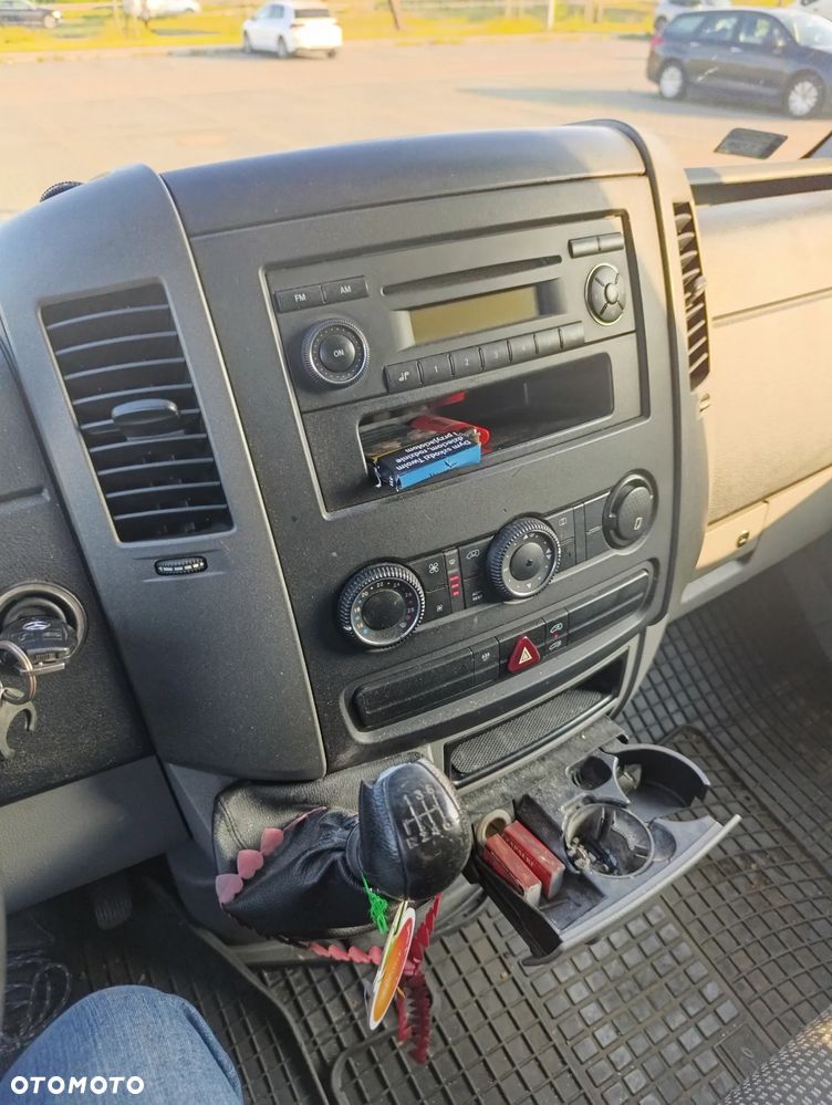 Mercedes-Benz Sprinter - 4