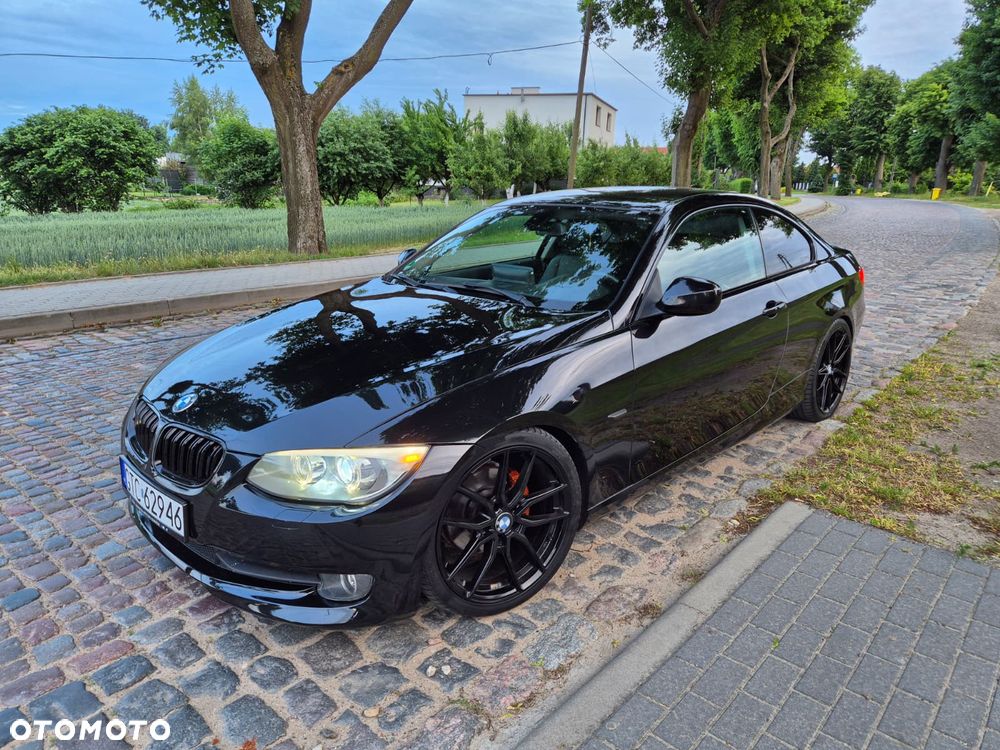 BMW Seria 3 320i - 2