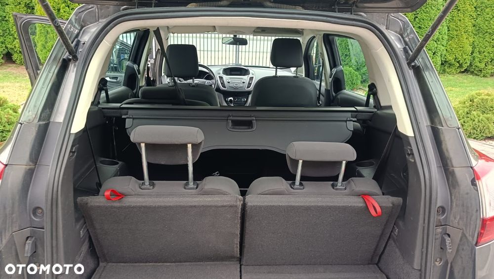 Ford Grand C-MAX - 14