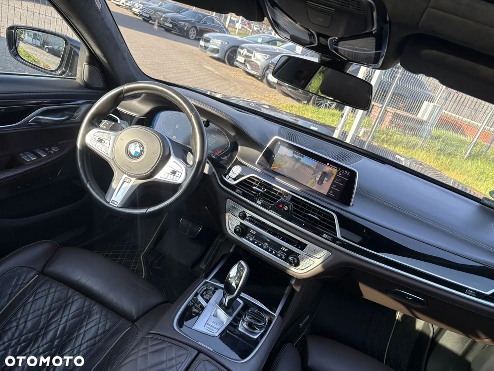 BMW Seria 7 750Ld xDrive sport - 34