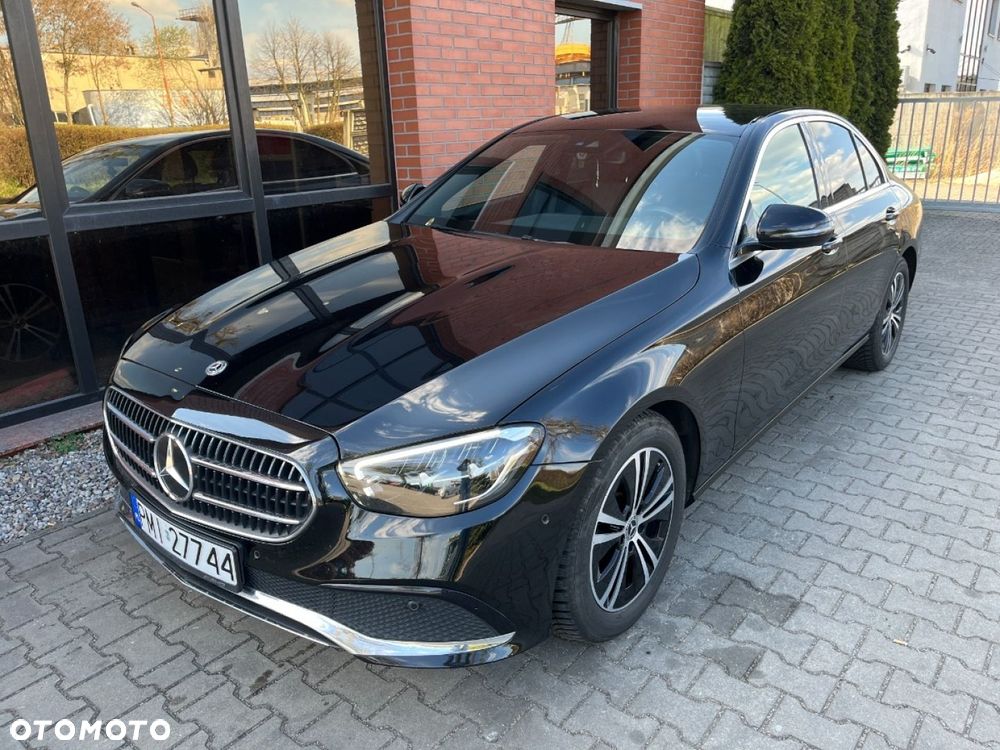 Mercedes-Benz Klasa E 200 9G-TRONIC Exclusive - 1